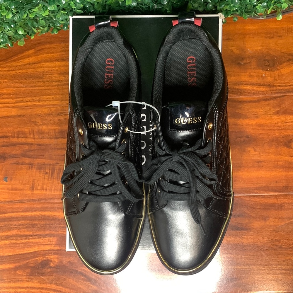 Men’s Black Mozer Sneakers | GUESS Size: 13